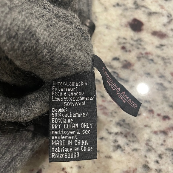 NWT! CAROLINA AMATO Gray Cashmere Wool Black Leather Fingerless Gloves - Picture 4 of 9